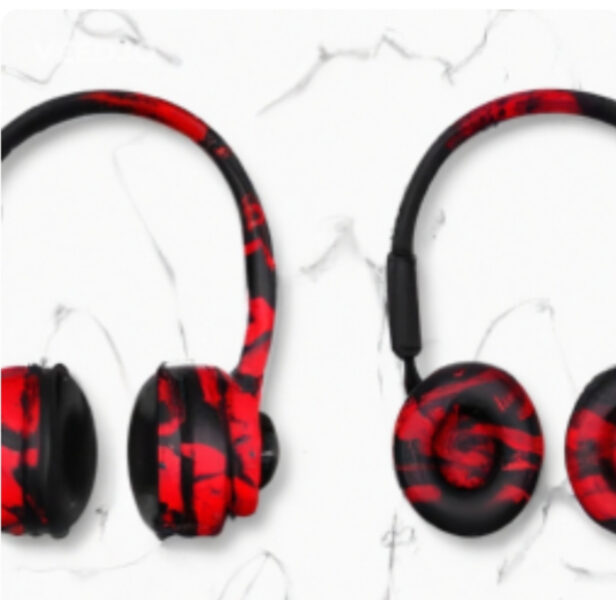 Tye dye headphones