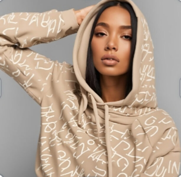 Beige word print crop hoodie